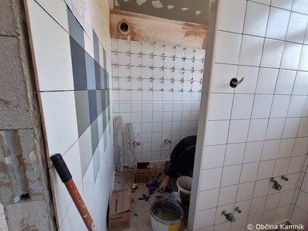 Prenova sanitarij na bazenu Pod skalco (4)-001